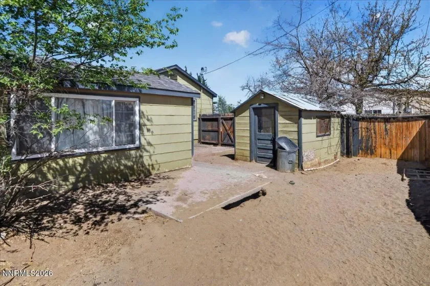 270 Vine, Fernley, Nevada 89408, 3 Bedrooms Bedrooms, ,1 BathroomBathrooms,Residential,Residential,Vine,260005200