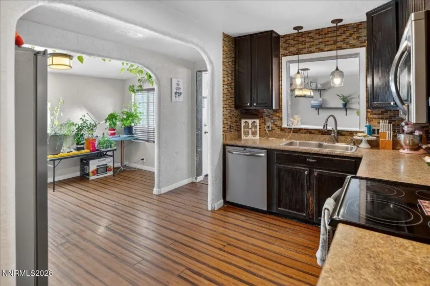 270 Vine, Fernley, Nevada 89408, 3 Bedrooms Bedrooms, ,1 BathroomBathrooms,Residential,Residential,Vine,260005200