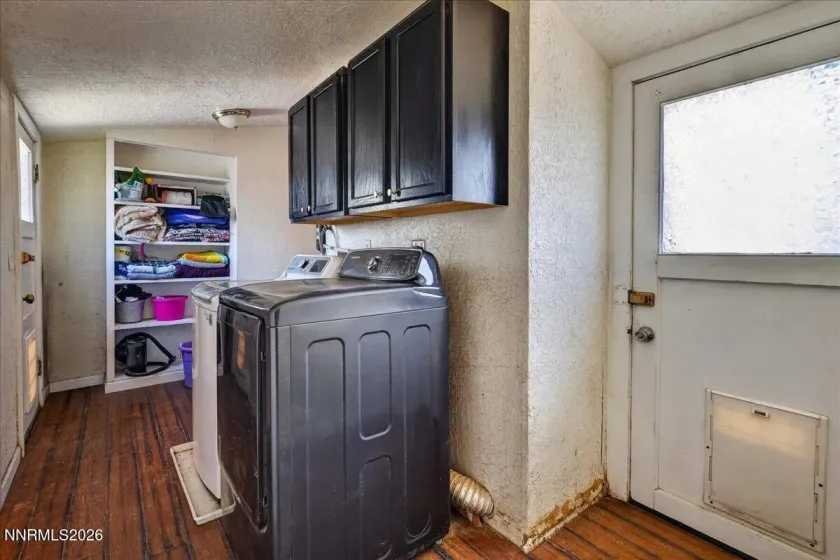 270 Vine, Fernley, Nevada 89408, 3 Bedrooms Bedrooms, ,1 BathroomBathrooms,Residential,Residential,Vine,260005200