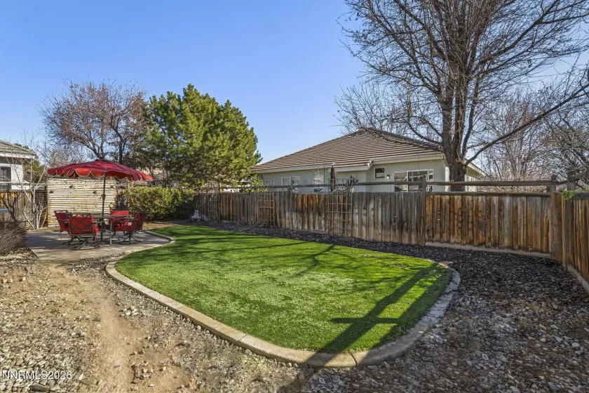 2633 Arrow Smith, Sparks, Nevada 89436, 3 Bedrooms Bedrooms, ,2 BathroomsBathrooms,Residential,Residential,Arrow Smith,260005202