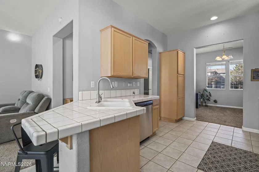 2633 Arrow Smith, Sparks, Nevada 89436, 3 Bedrooms Bedrooms, ,2 BathroomsBathrooms,Residential,Residential,Arrow Smith,260005202