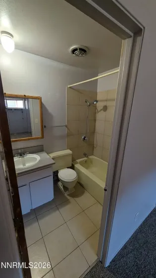 1312 Como, Carson City, Nevada 89701, 12 Bedrooms Bedrooms, ,8 BathroomsBathrooms,Residential Income,Residential,Como,260005203