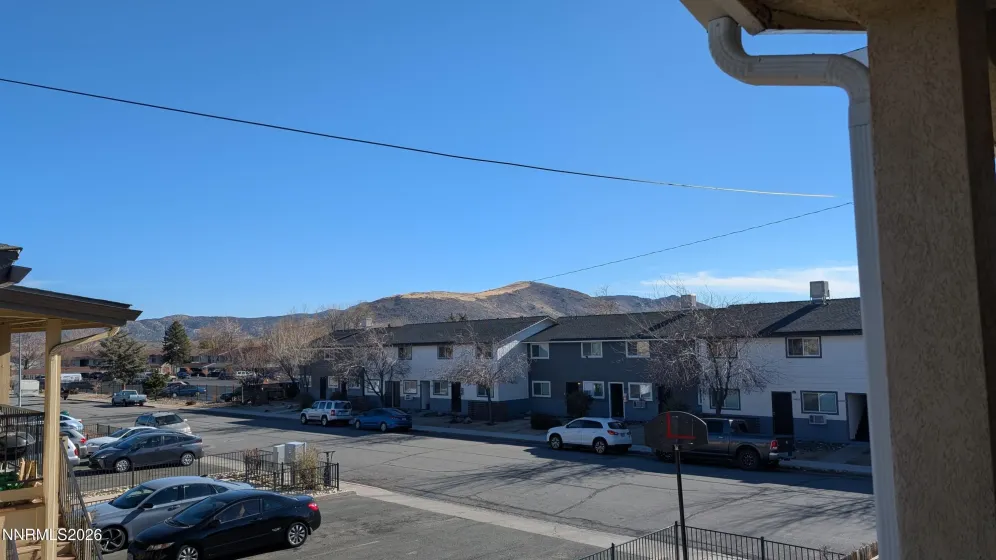 1312 Como, Carson City, Nevada 89701, 12 Bedrooms Bedrooms, ,8 BathroomsBathrooms,Residential Income,Residential,Como,260005203