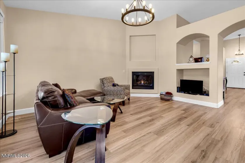 1057 Fuggles, Sparks, Nevada 89441, 4 Bedrooms Bedrooms, ,2 BathroomsBathrooms,Residential,Residential,Fuggles,260005206