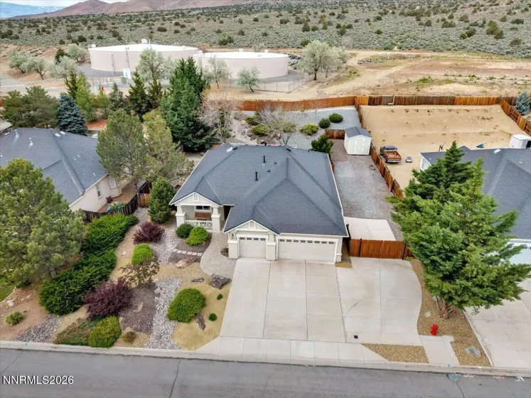 1057 Fuggles, Sparks, Nevada 89441, 4 Bedrooms Bedrooms, ,2 BathroomsBathrooms,Residential,Residential,Fuggles,260005206