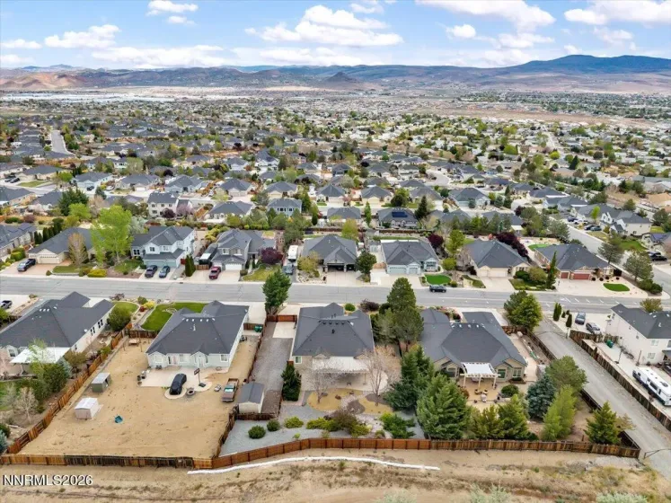 1057 Fuggles, Sparks, Nevada 89441, 4 Bedrooms Bedrooms, ,2 BathroomsBathrooms,Residential,Residential,Fuggles,260005206