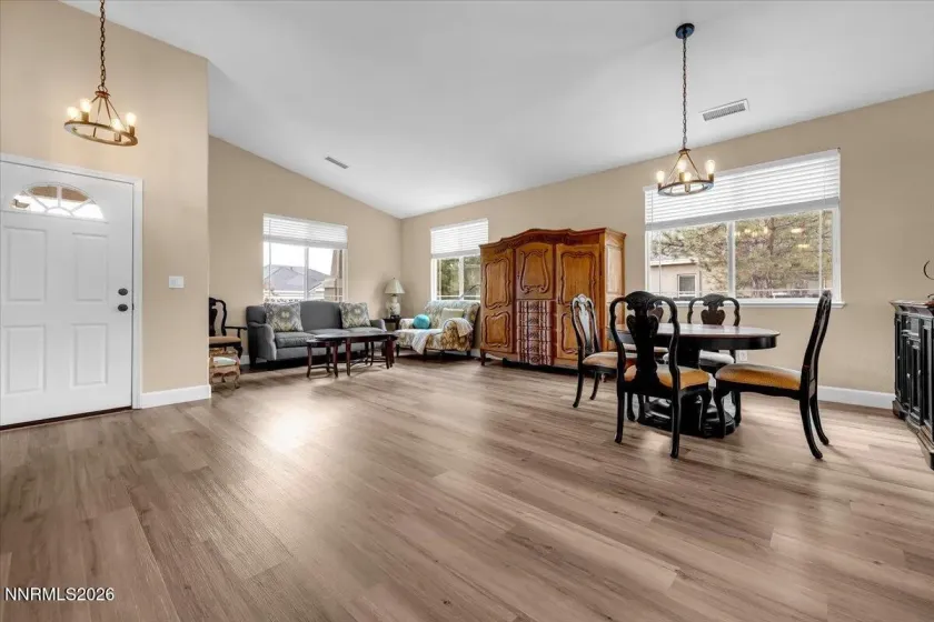 1057 Fuggles, Sparks, Nevada 89441, 4 Bedrooms Bedrooms, ,2 BathroomsBathrooms,Residential,Residential,Fuggles,260005206