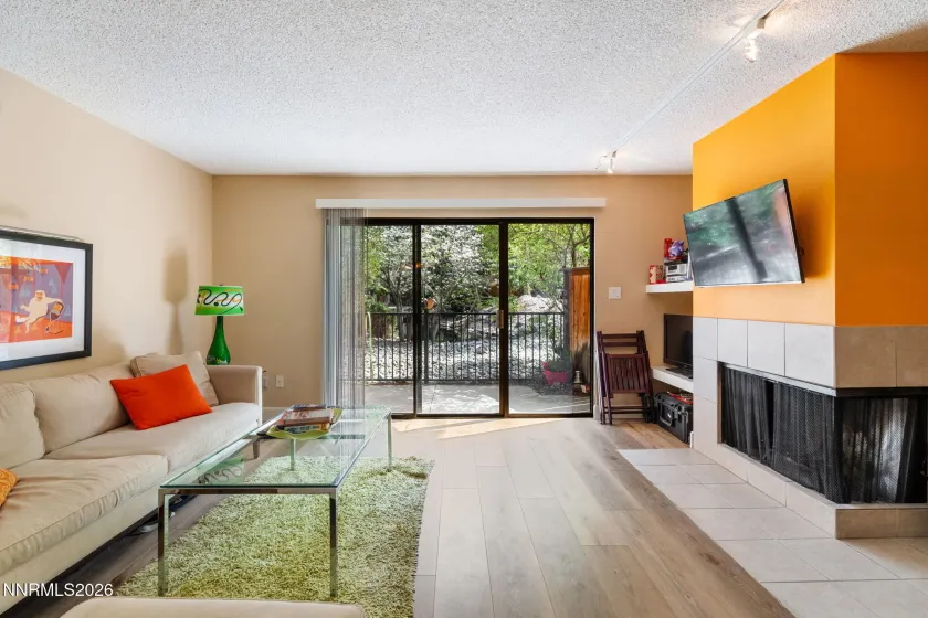 3106 Eastshore, Reno, Nevada 89509, 2 Bedrooms Bedrooms, ,2 BathroomsBathrooms,Residential,Residential,Eastshore,260005208