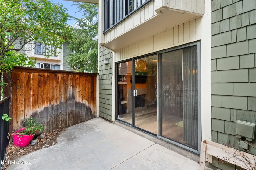 3106 Eastshore, Reno, Nevada 89509, 2 Bedrooms Bedrooms, ,2 BathroomsBathrooms,Residential,Residential,Eastshore,260005208