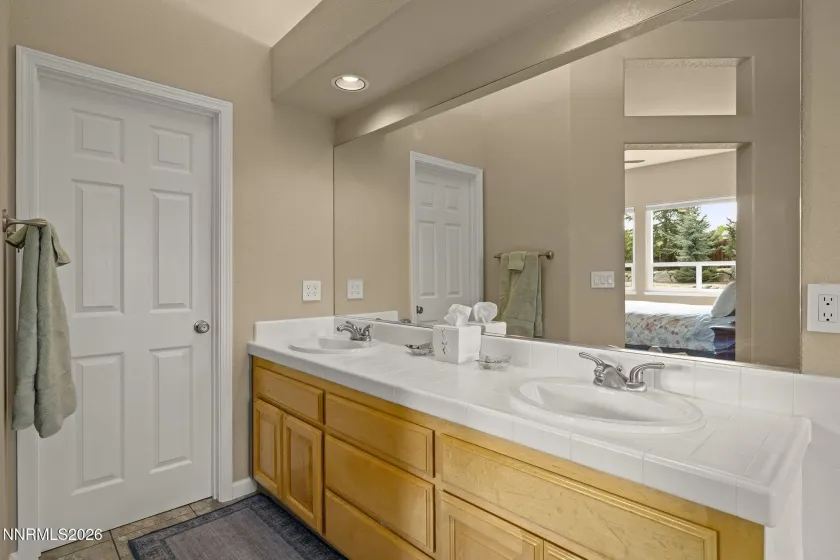 5018 Albuquerque, Reno, Nevada 89511, 4 Bedrooms Bedrooms, ,3 BathroomsBathrooms,Residential,Residential,Albuquerque,260005211