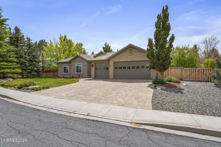 5018 Albuquerque, Reno, Nevada 89511, 4 Bedrooms Bedrooms, ,3 BathroomsBathrooms,Residential,Residential,Albuquerque,260005211