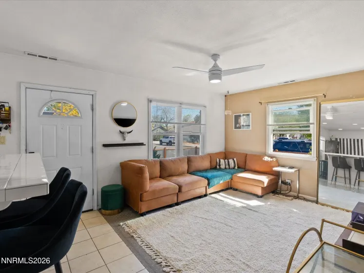 350 Claremont, Reno, Nevada 89502, 2 Bedrooms Bedrooms, ,1 BathroomBathrooms,Residential,Residential,Claremont,260005173