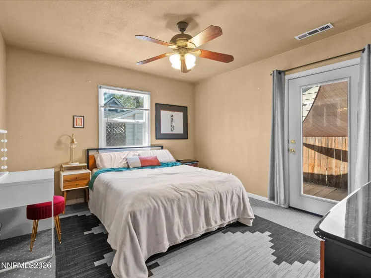 350 Claremont, Reno, Nevada 89502, 2 Bedrooms Bedrooms, ,1 BathroomBathrooms,Residential,Residential,Claremont,260005173