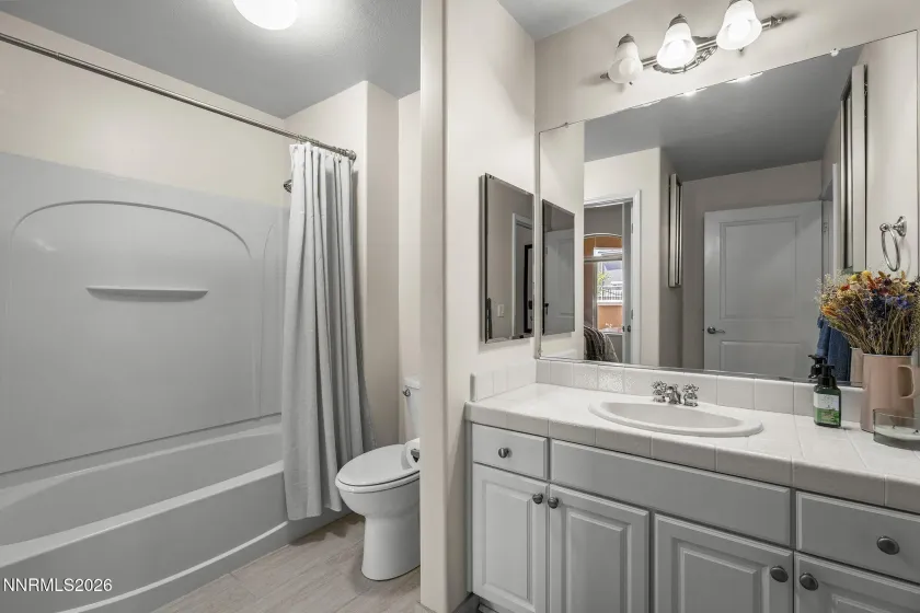 9900 Wilbur May, Reno, Nevada 89521, 2 Bedrooms Bedrooms, ,2 BathroomsBathrooms,Residential,Residential,Wilbur May,260005219