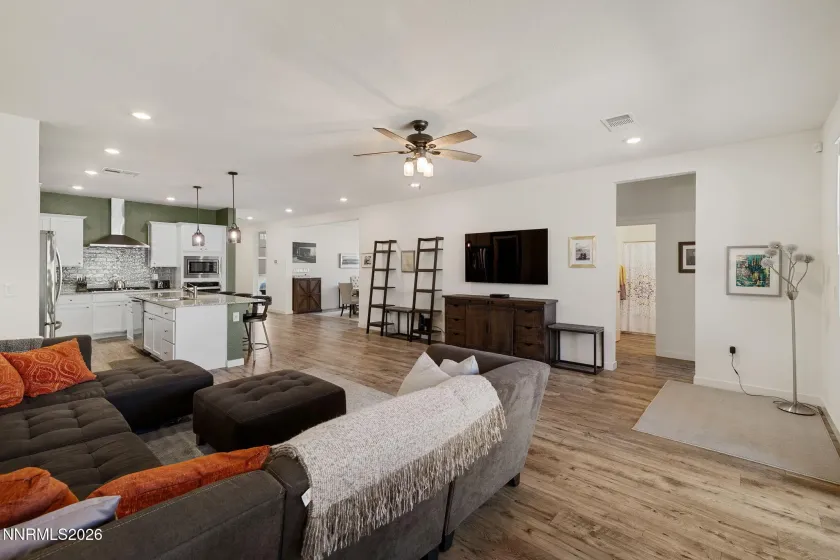 8391 Castletroy, Verdi, Nevada 89523, 4 Bedrooms Bedrooms, ,3 BathroomsBathrooms,Residential,Residential,Castletroy,260005222