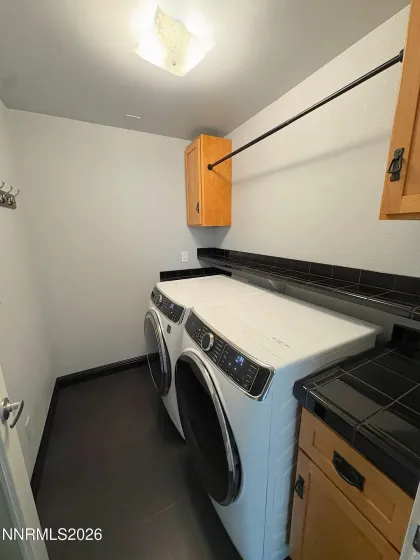 456 Michele, Sparks, Nevada 89431, 3 Bedrooms Bedrooms, ,4 BathroomsBathrooms,Residential,Residential,Michele,260005224