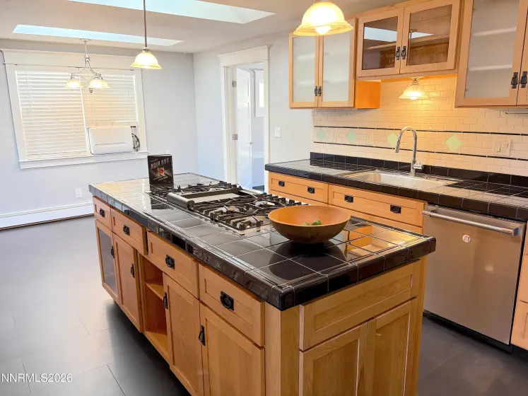 456 Michele, Sparks, Nevada 89431, 3 Bedrooms Bedrooms, ,4 BathroomsBathrooms,Residential,Residential,Michele,260005224