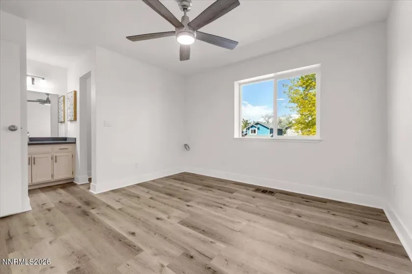 2750 Pajaro, Reno, Nevada 89502, 2 Bedrooms Bedrooms, ,3 BathroomsBathrooms,Residential,Residential,Pajaro,260005226