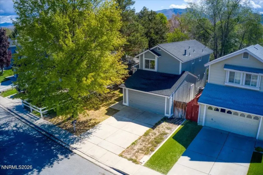 2750 Pajaro, Reno, Nevada 89502, 2 Bedrooms Bedrooms, ,3 BathroomsBathrooms,Residential,Residential,Pajaro,260005226