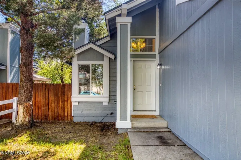 2750 Pajaro, Reno, Nevada 89502, 2 Bedrooms Bedrooms, ,3 BathroomsBathrooms,Residential,Residential,Pajaro,260005226