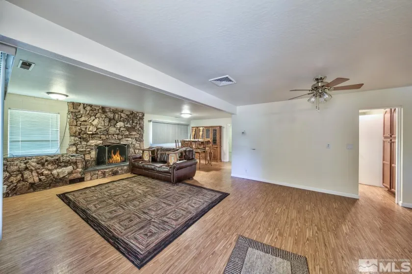 3251 Carson, Carson City, Nevada 89701, ,Commercial Sale,Residential,Carson,260005227