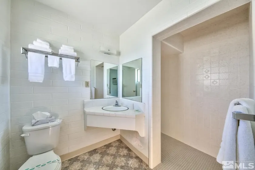 3251 Carson, Carson City, Nevada 89701, ,Commercial Sale,Residential,Carson,260005227