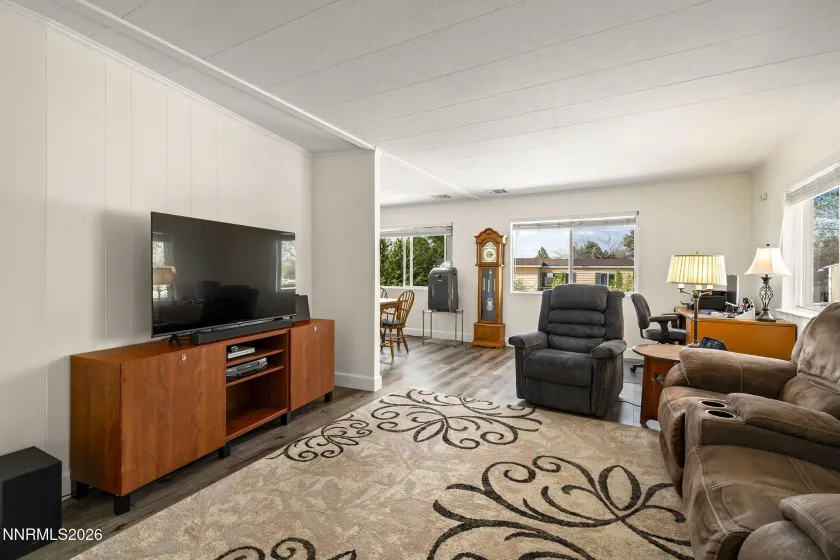 280 Aquarius, Reno, Nevada 89521, 3 Bedrooms Bedrooms, ,3 BathroomsBathrooms,Residential,Residential,Aquarius,260005231