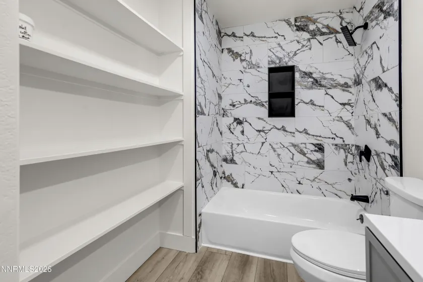 4600 Neil, Reno, Nevada 89502, 2 Bedrooms Bedrooms, ,1 BathroomBathrooms,Residential,Residential,Neil,260005232