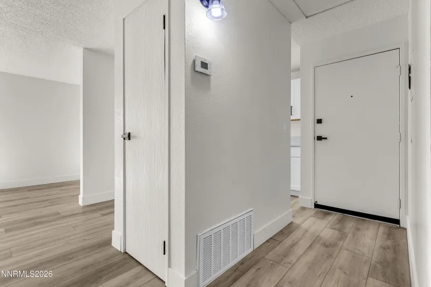 4600 Neil, Reno, Nevada 89502, 2 Bedrooms Bedrooms, ,1 BathroomBathrooms,Residential,Residential,Neil,260005232