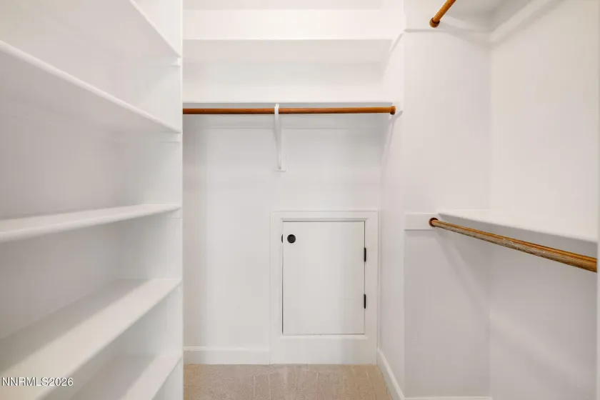 2385 Manzanita, Reno, Nevada 89509, 5 Bedrooms Bedrooms, ,4 BathroomsBathrooms,Residential,Residential,Manzanita,260005236