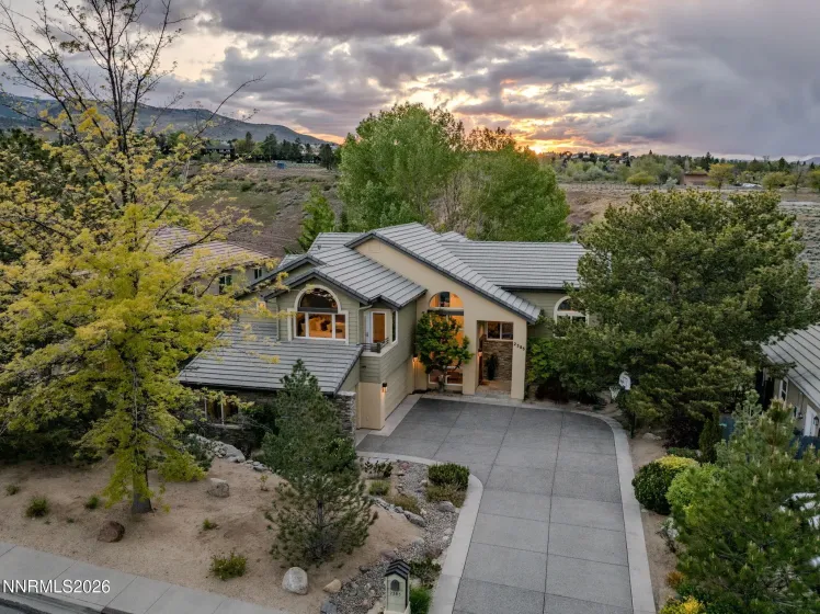 2385 Manzanita, Reno, Nevada 89509, 5 Bedrooms Bedrooms, ,4 BathroomsBathrooms,Residential,Residential,Manzanita,260005236