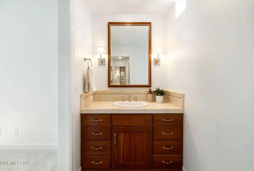 2385 Manzanita, Reno, Nevada 89509, 5 Bedrooms Bedrooms, ,4 BathroomsBathrooms,Residential,Residential,Manzanita,260005236