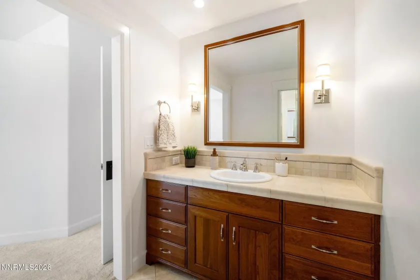 2385 Manzanita, Reno, Nevada 89509, 5 Bedrooms Bedrooms, ,4 BathroomsBathrooms,Residential,Residential,Manzanita,260005236