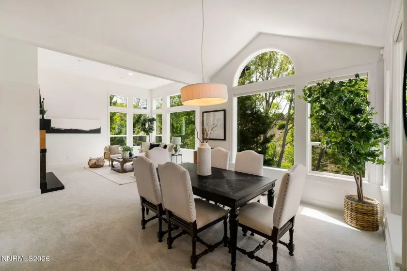 2385 Manzanita, Reno, Nevada 89509, 5 Bedrooms Bedrooms, ,4 BathroomsBathrooms,Residential,Residential,Manzanita,260005236