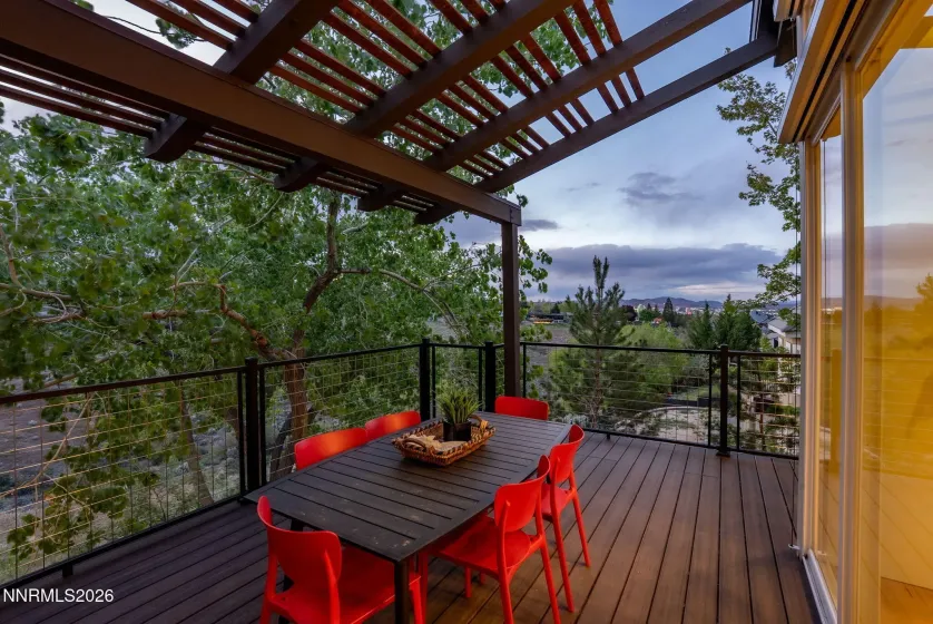 2385 Manzanita, Reno, Nevada 89509, 5 Bedrooms Bedrooms, ,4 BathroomsBathrooms,Residential,Residential,Manzanita,260005236