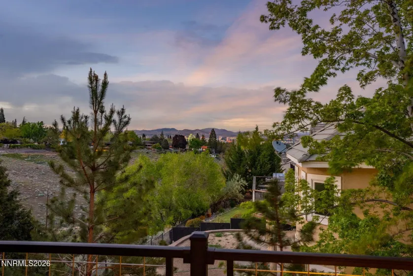 2385 Manzanita, Reno, Nevada 89509, 5 Bedrooms Bedrooms, ,4 BathroomsBathrooms,Residential,Residential,Manzanita,260005236