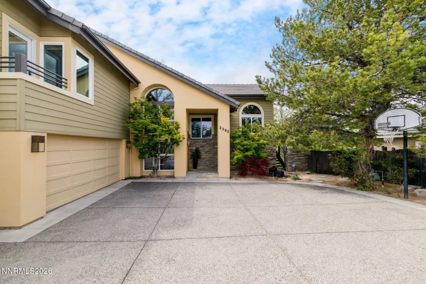 2385 Manzanita, Reno, Nevada 89509, 5 Bedrooms Bedrooms, ,4 BathroomsBathrooms,Residential,Residential,Manzanita,260005236