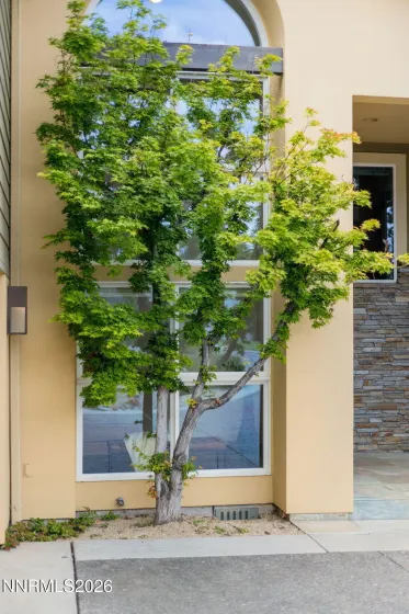 2385 Manzanita, Reno, Nevada 89509, 5 Bedrooms Bedrooms, ,4 BathroomsBathrooms,Residential,Residential,Manzanita,260005236