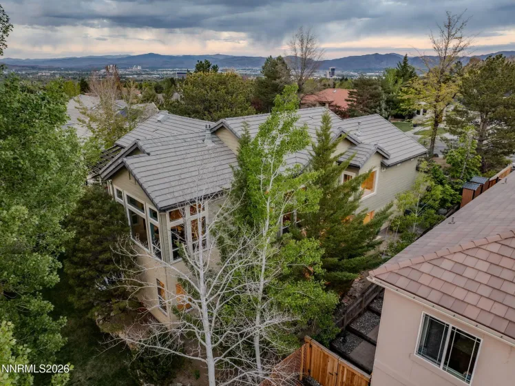 2385 Manzanita, Reno, Nevada 89509, 5 Bedrooms Bedrooms, ,4 BathroomsBathrooms,Residential,Residential,Manzanita,260005236