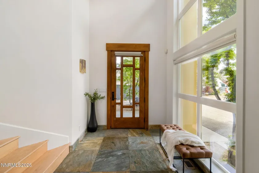 2385 Manzanita, Reno, Nevada 89509, 5 Bedrooms Bedrooms, ,4 BathroomsBathrooms,Residential,Residential,Manzanita,260005236