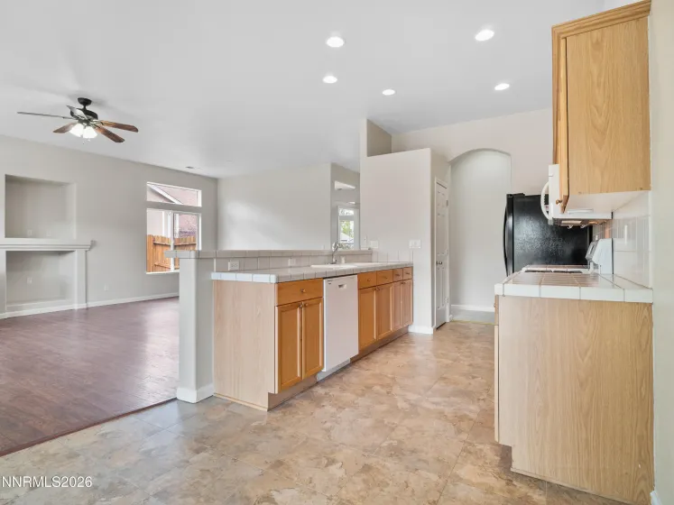 1327 Grassland, Dayton, Nevada 89403, 3 Bedrooms Bedrooms, ,2 BathroomsBathrooms,Residential,Residential,Grassland,260005240