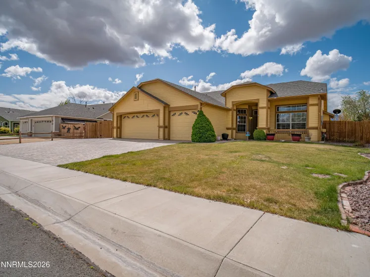 1327 Grassland, Dayton, Nevada 89403, 3 Bedrooms Bedrooms, ,2 BathroomsBathrooms,Residential,Residential,Grassland,260005240