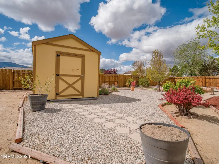 1327 Grassland, Dayton, Nevada 89403, 3 Bedrooms Bedrooms, ,2 BathroomsBathrooms,Residential,Residential,Grassland,260005240