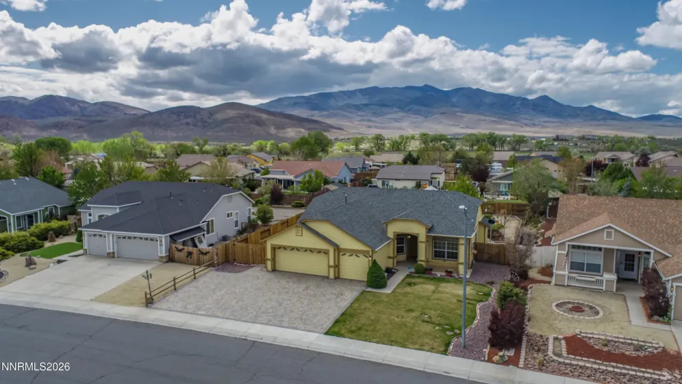 1327 Grassland, Dayton, Nevada 89403, 3 Bedrooms Bedrooms, ,2 BathroomsBathrooms,Residential,Residential,Grassland,260005240