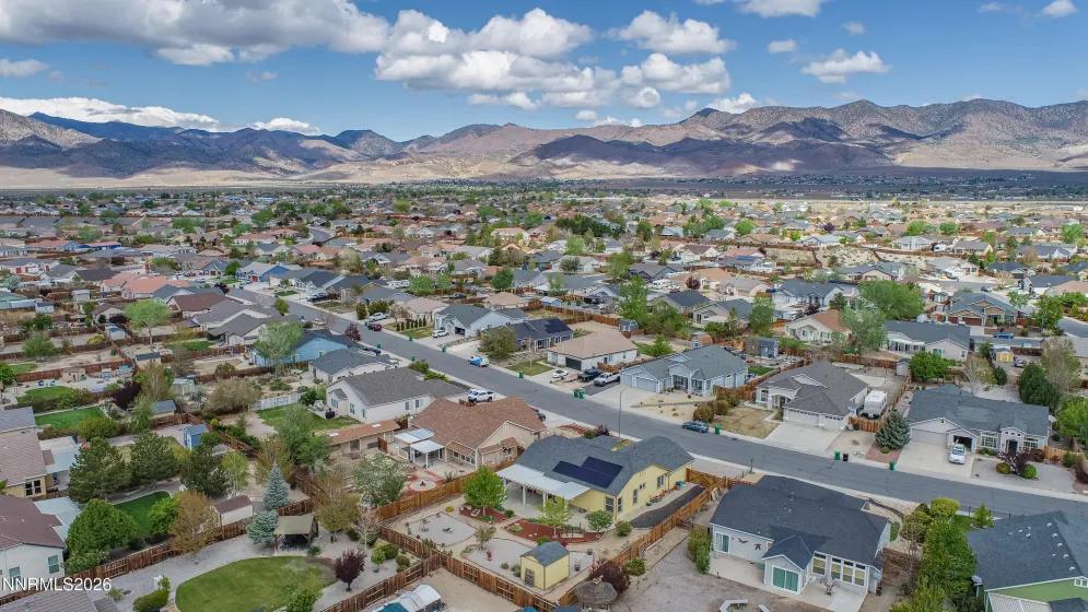 1327 Grassland, Dayton, Nevada 89403, 3 Bedrooms Bedrooms, ,2 BathroomsBathrooms,Residential,Residential,Grassland,260005240