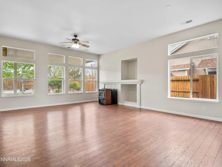 1327 Grassland, Dayton, Nevada 89403, 3 Bedrooms Bedrooms, ,2 BathroomsBathrooms,Residential,Residential,Grassland,260005240