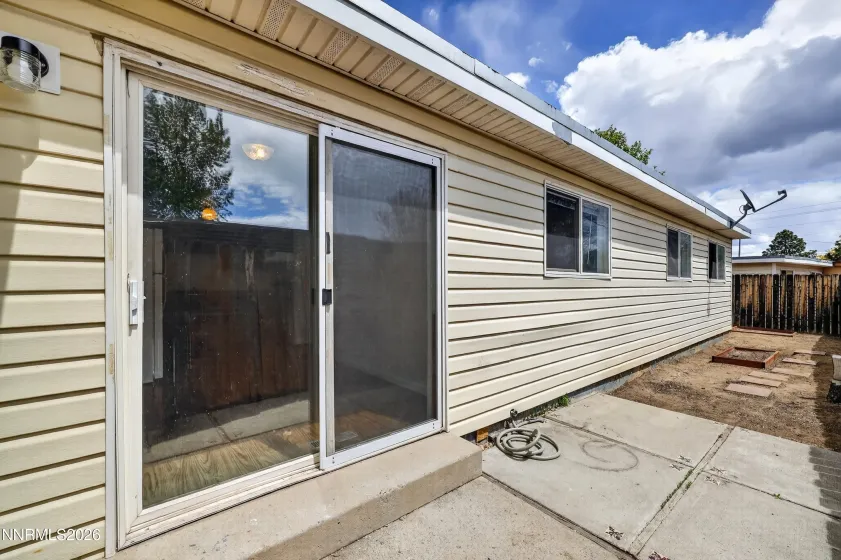 1531 Gault, Sparks, Nevada 89431, 3 Bedrooms Bedrooms, ,2 BathroomsBathrooms,Residential,Residential,Gault,260005244