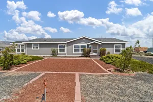 312 Phyllis, Silver Springs, Nevada 89429, 3 Bedrooms Bedrooms, ,2 BathroomsBathrooms,Residential,Residential,Phyllis,260005245