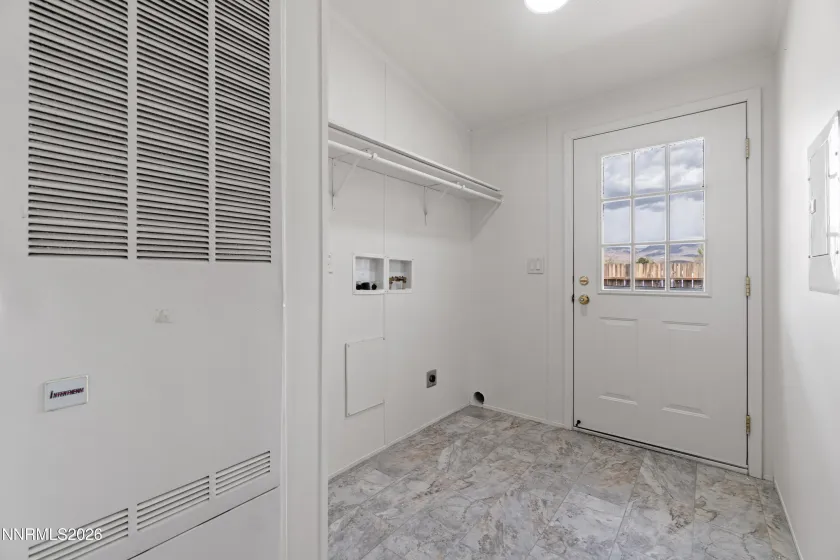 312 Phyllis, Silver Springs, Nevada 89429, 3 Bedrooms Bedrooms, ,2 BathroomsBathrooms,Residential,Residential,Phyllis,260005245