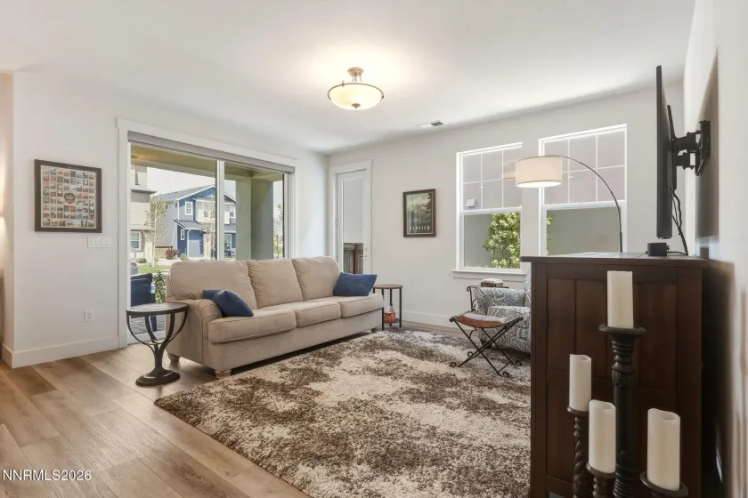 1369 Grove, Carson City, Nevada 89701, 3 Bedrooms Bedrooms, ,3 BathroomsBathrooms,Residential,Residential,Grove,260005247